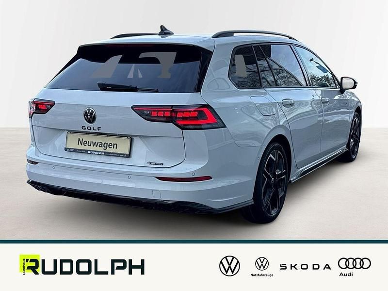 Neu VW Golf VIII R-line 265 PS (194 kW) 2025 Weiss Kombi