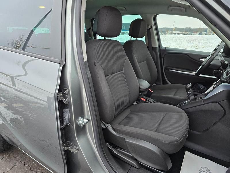 Gebraucht Opel Zafira Tourer Innovation 140 PS (102 kW) 2017 Grau Van / Kleinbus