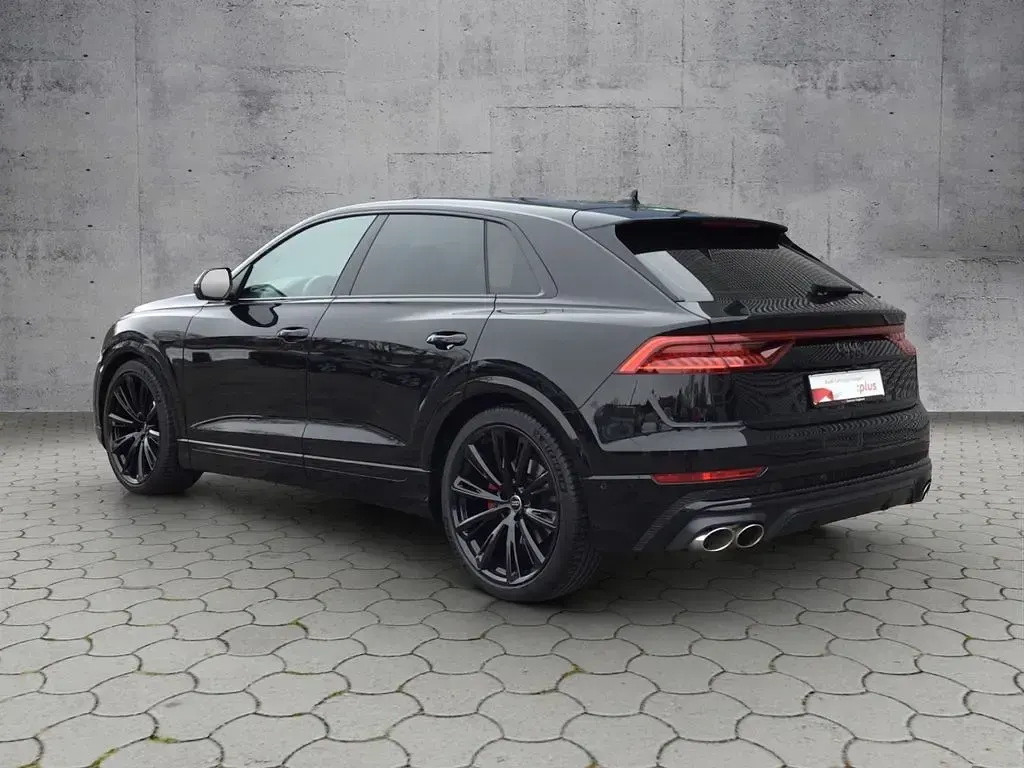 Gebraucht Audi SQ8 Ambiente 507 PS (372 kW) 2023 Mythosschwarz metallic SUV