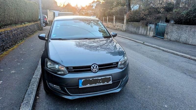 Gebraucht VW Polo Life 69 PS (50 kW) 2014 Grau Kleinwagen