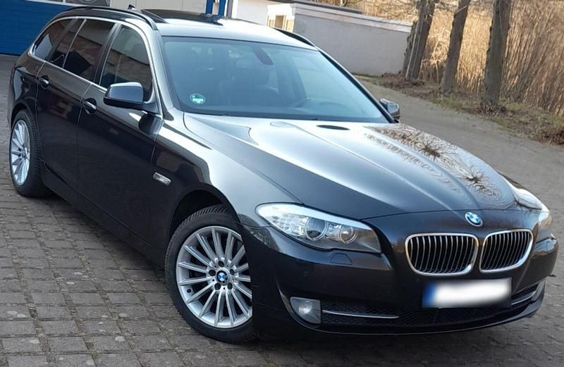 Gebraucht BMW 535 299 PS (219 kW) 2011 Grau Kombi