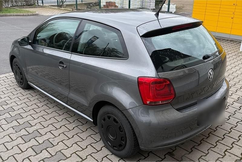 Gebraucht VW Polo Trendline 60 PS (44 kW) 2011 Grau Kleinwagen
