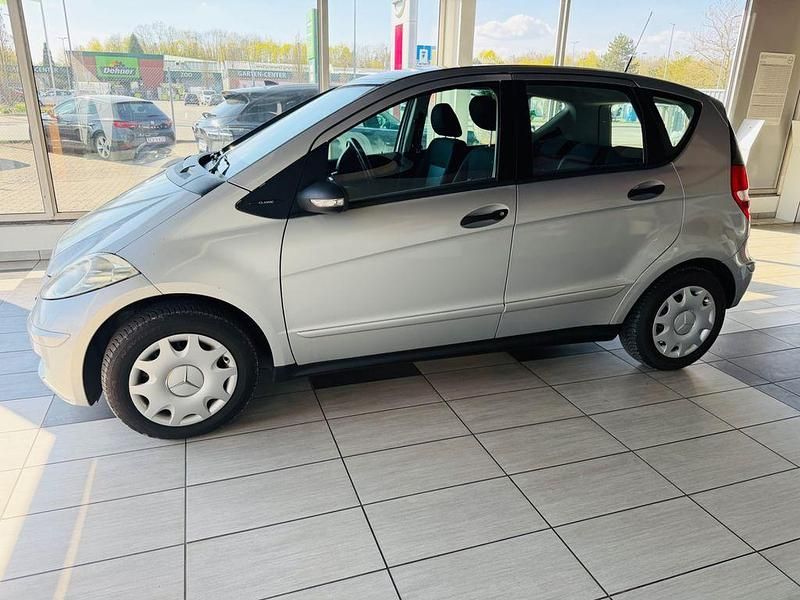 Gebraucht Mercedes A150 95 PS (69 kW) 2004 Polarsilber Limousine