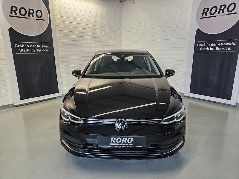 Gebraucht VW Golf VIII Move 116 PS (85 kW) 2023 Schwarz Limousine