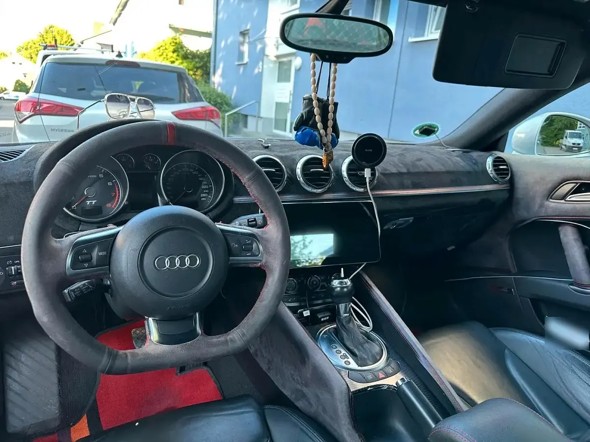 Second-hand Audi TT Design 220 CP (161 kW) 2009 Argintiu Coupe