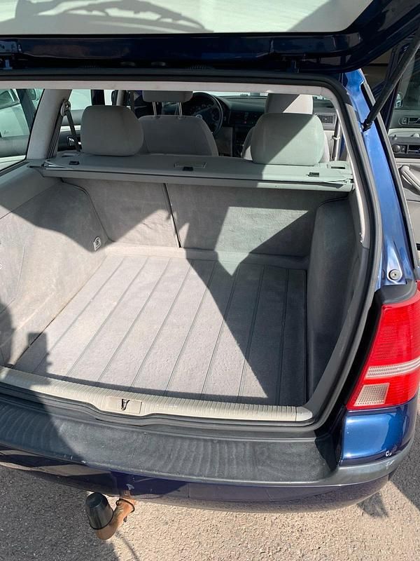 Gebraucht VW Golf IV 105 PS (77 kW) 2003 Blau Kombi