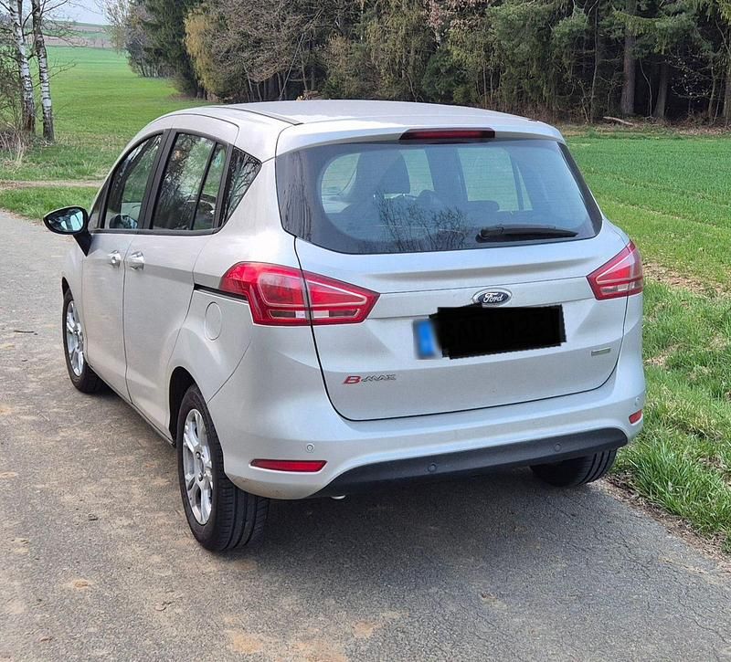 Second-hand Ford B-MAX SYNC Edition 101 CP (74 kW) 2014 Argintiu Monovolum