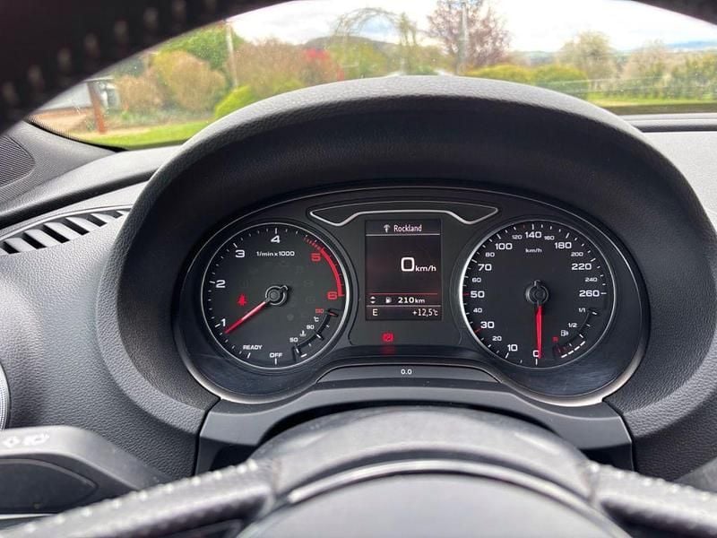 Gebraucht Audi A3 S-Line 150 PS (110 kW) 2016 Weiß Limousine