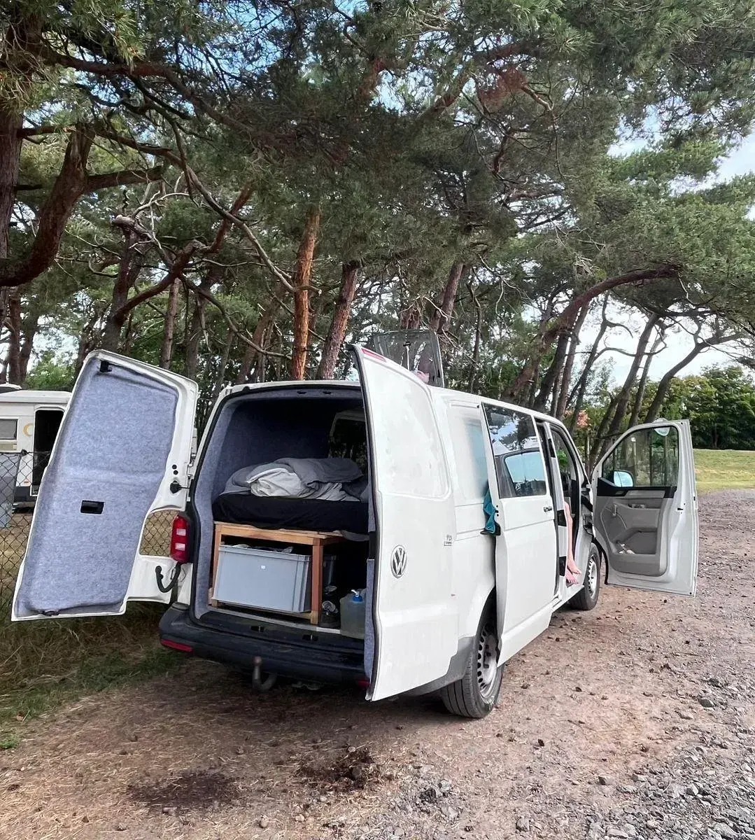 Gebraucht VW Multivan 140 PS (102 kW) 2016 Weiß Van / Kleinbus