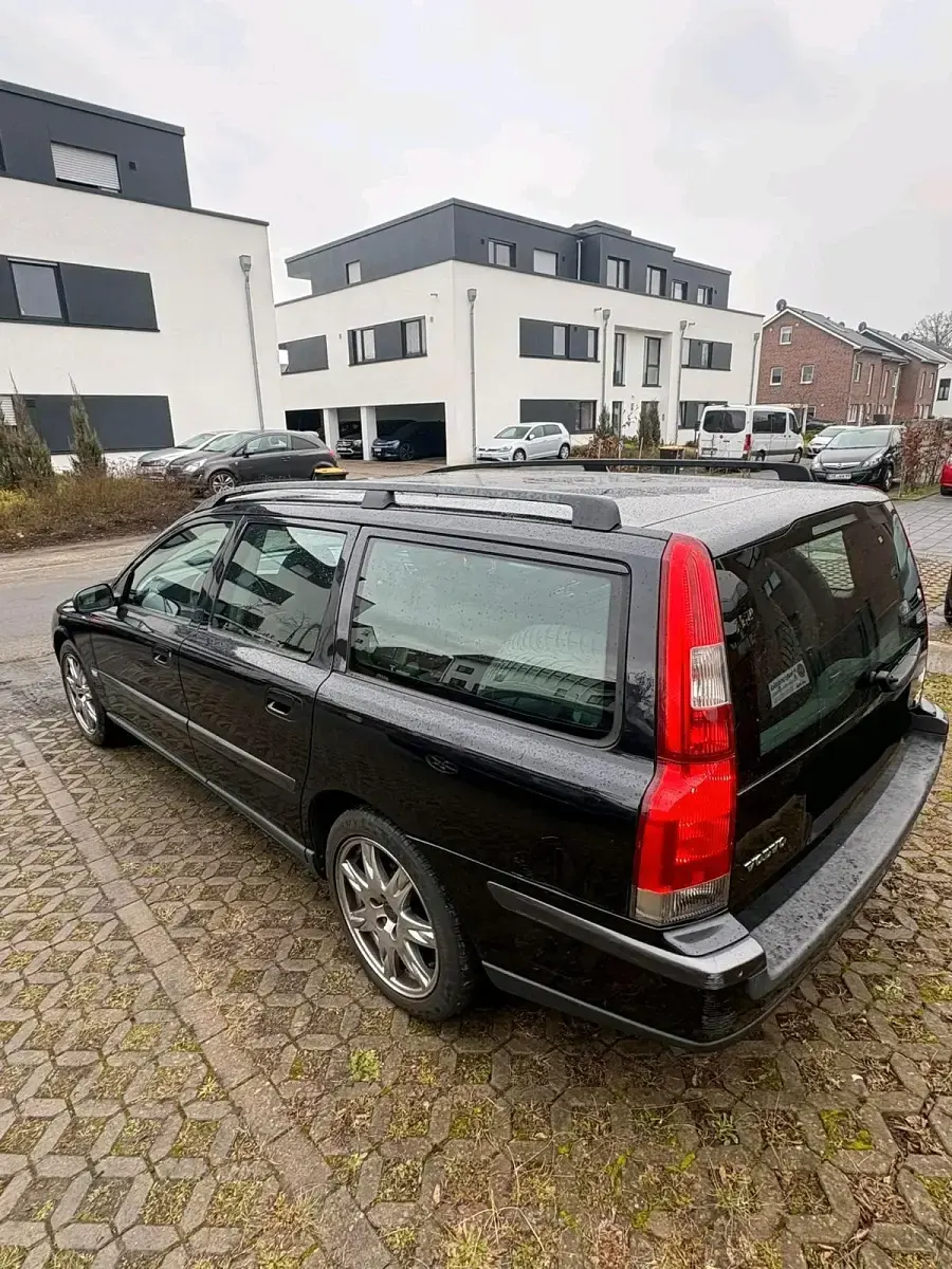Gebraucht Volvo V70 140 PS (102 kW) 2003 Schwarz Kombi