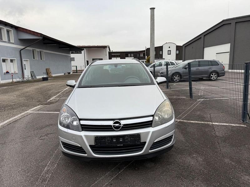 Gebraucht Opel Astra Edition 105 PS (77 kW) 2005 Silber Kombi