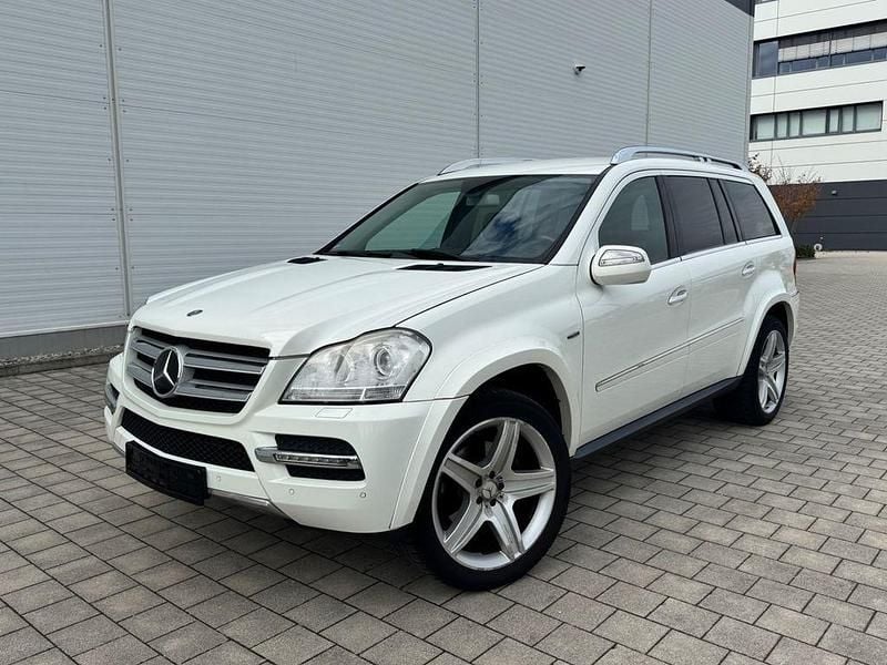 Weiß Gebraucht 2010 Mercedes GL350 AMG SUV | 14.500 € (Guter Preis) - Bild 1/4