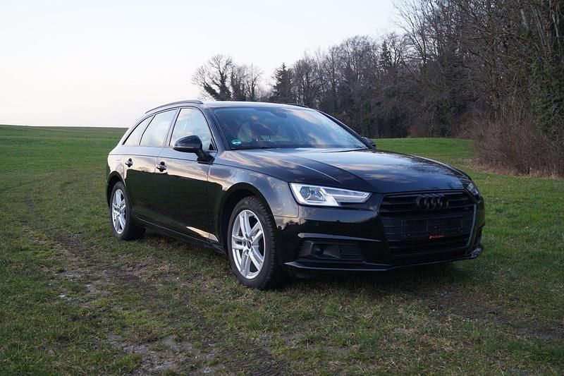 Gebraucht Audi A4 Ambiente 150 PS (110 kW) 2017 Schwarz Kombi