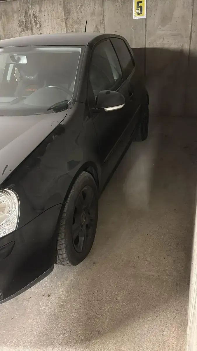 Gebraucht VW Golf V 105 PS (77 kW) 2006 Schwarz Kleinwagen