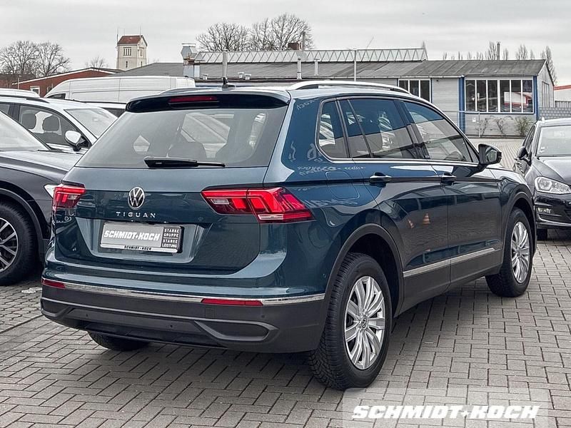 Gebraucht VW Tiguan Active 150 PS (110 kW) 2022 Night blue (blau) SUV