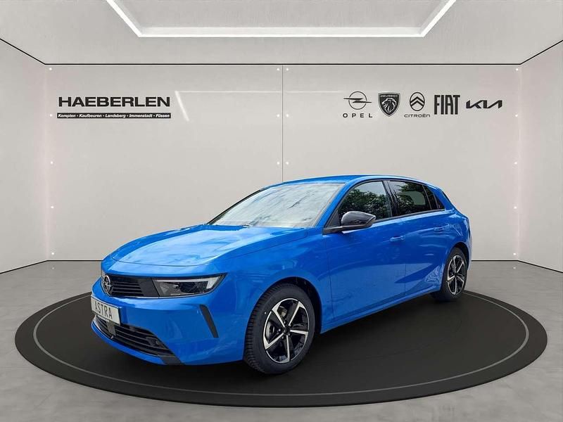 Neu Opel Astra Edition 131 PS (96 kW) 2025 Athletik blau (metallic) Limousine