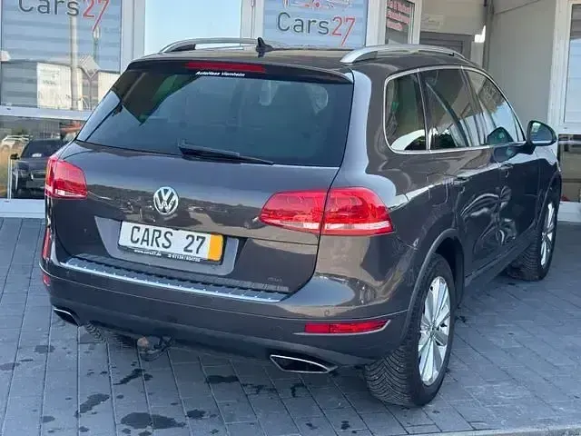 Gebraucht VW Touareg 245 PS (180 kW) 2012 Grau SUV