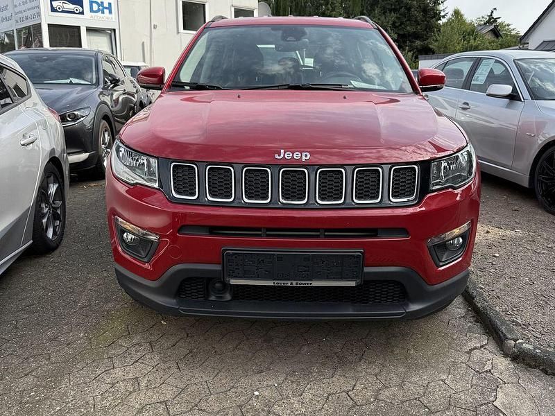 Redline pearl coat Gebraucht 2018 Jeep Compass Longitude SUV | 12.980 € (Fairer Preis) - Bild 1/4