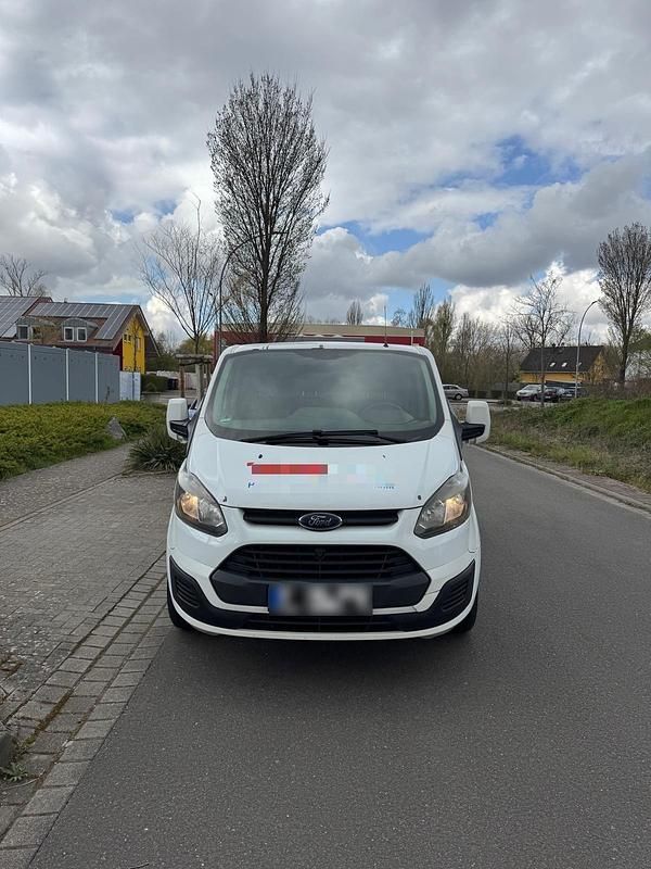 Gebraucht Ford Transit Custom 101 PS (74 kW) 2016 Weiß Van / Kleinbus
