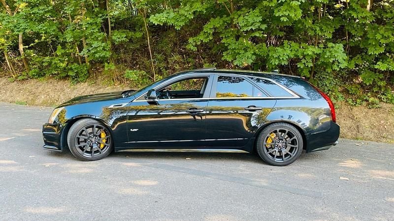 Gebraucht Cadillac CTS 564 PS (414 kW) 2011 Schwarz Kombi