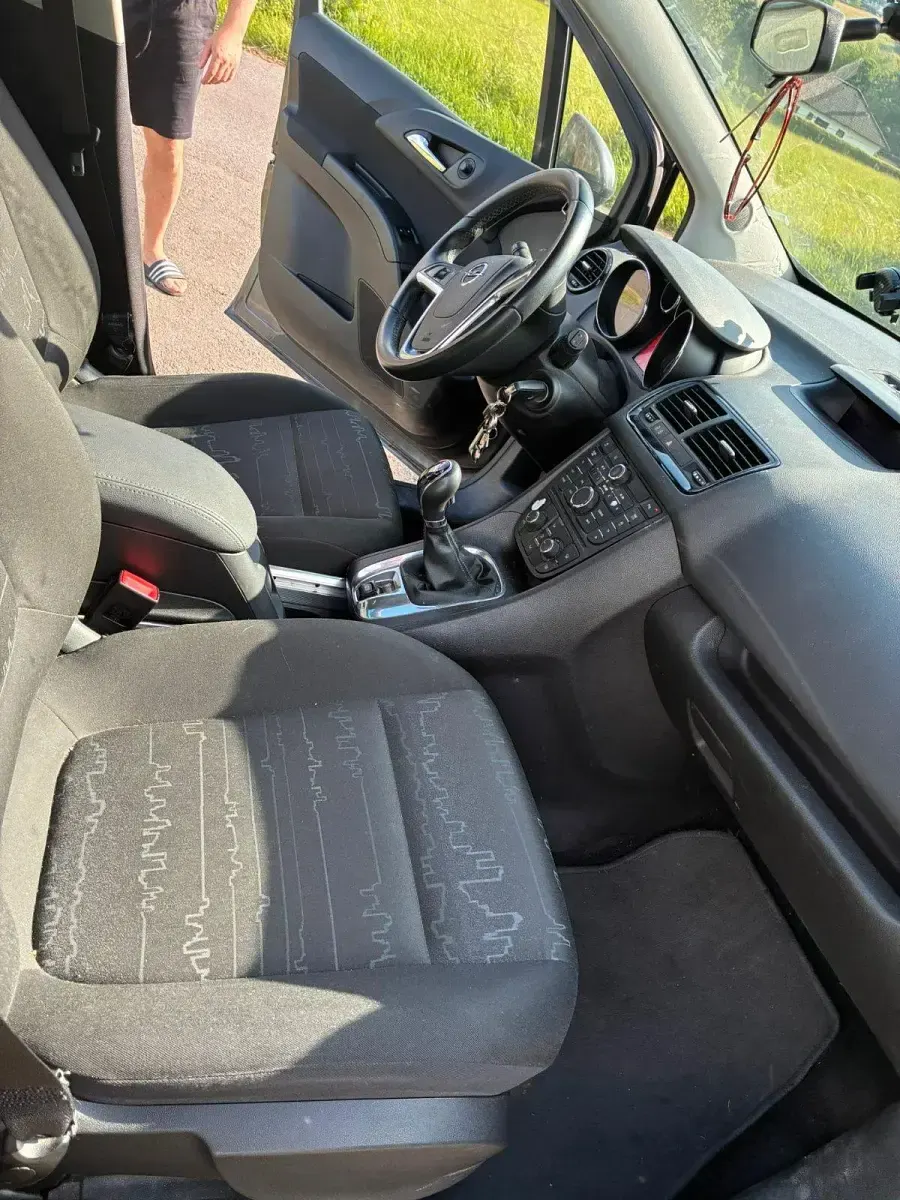 Gebraucht Opel Meriva 120 PS (88 kW) 2011 Grau Van / Kleinbus