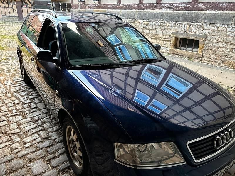 Używany Audi A6 150 KM (110 kW) 1998 Niebieski Kombi