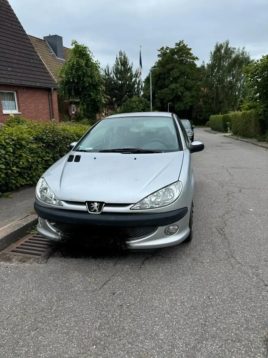 Gebraucht Peugeot 206 109 PS (80 kW) 2006 Limousine