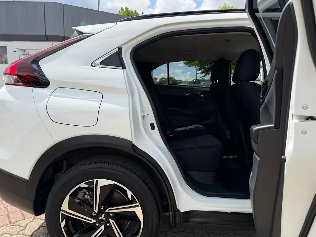 Gebraucht Mitsubishi Eclipse Cross 188 PS (138 kW) 2024 Weiß SUV