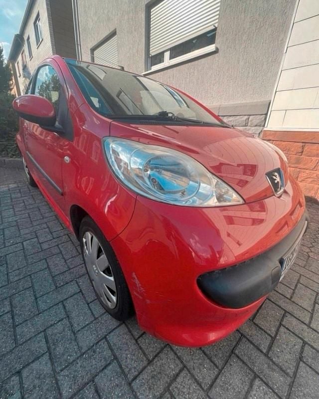 Gebraucht Peugeot 107 68 PS (50 kW) 2006 Rot Kleinwagen
