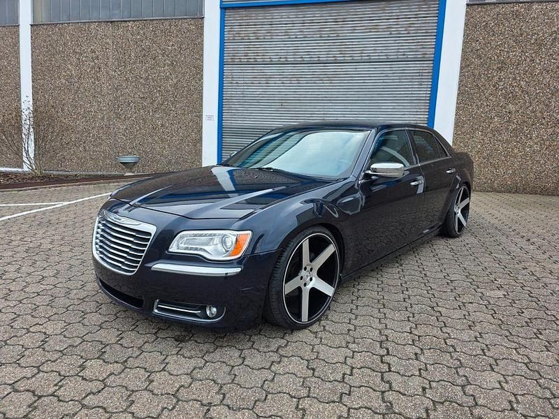 Gebraucht Chrysler 300C 360 PS (264 kW) 2011 Blau Limousine
