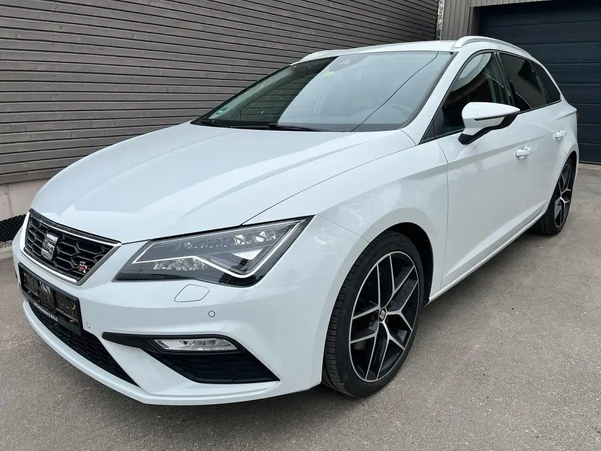 Usata Seat Leon FR 183 CV (134 kW) 2017 Bianco Station wagon