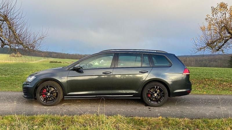 Schwarz Gebraucht 2016 VW Golf VII GTD Kombi | 10.500 € (Superpreis) - Bild 1/4