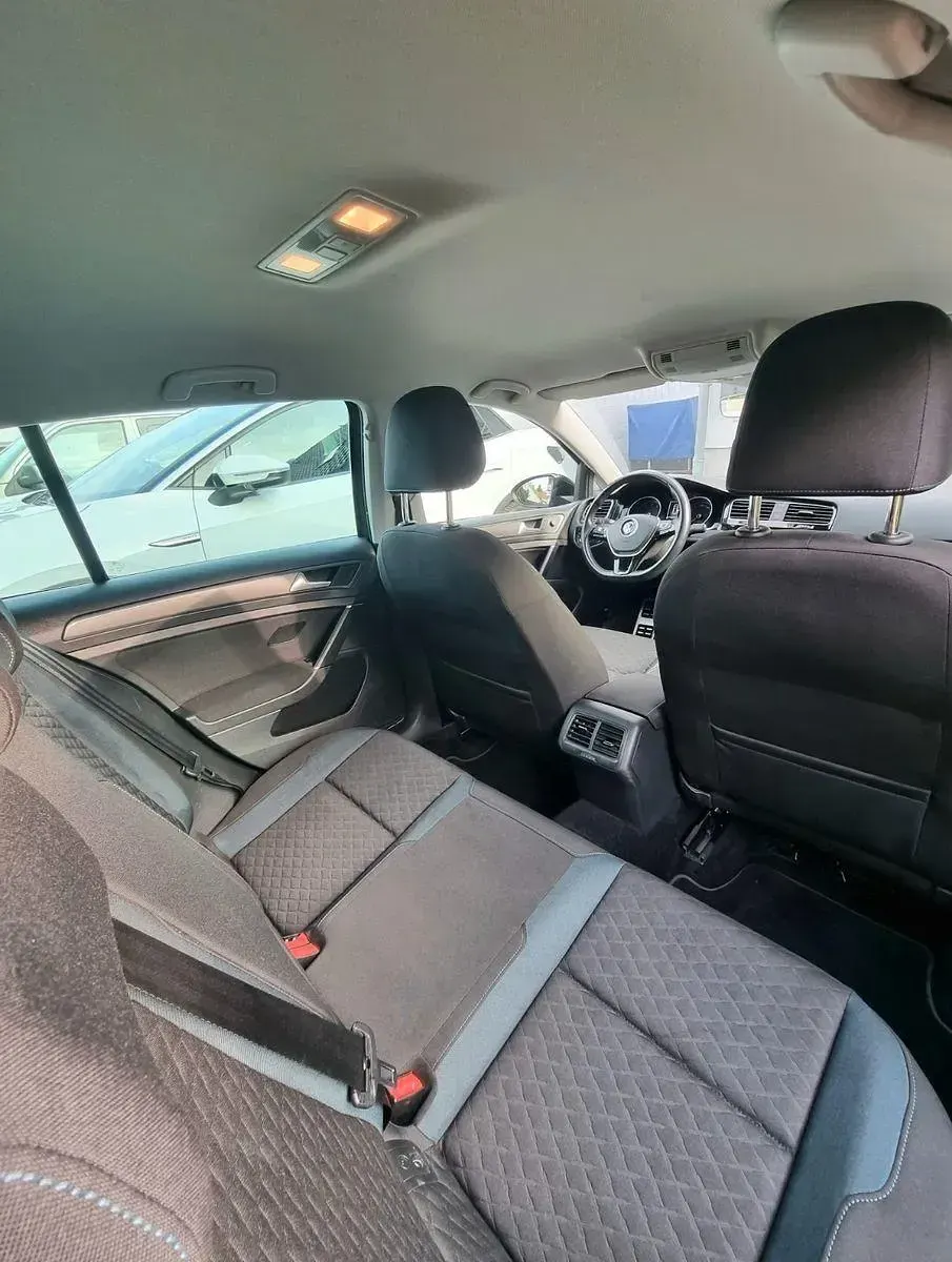 Gebraucht VW Golf VII IQ Drive 150 PS (110 kW) 2019 Grau Limousine