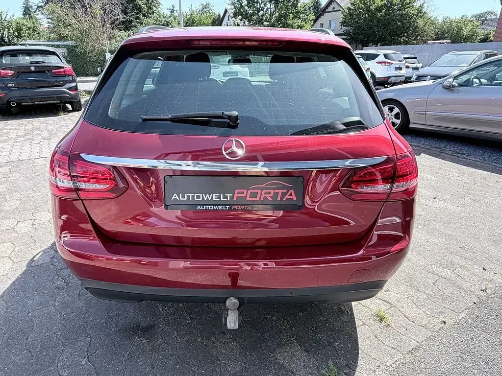 Gebraucht Mercedes C200 184 PS (135 kW) 2015 Other Kombi