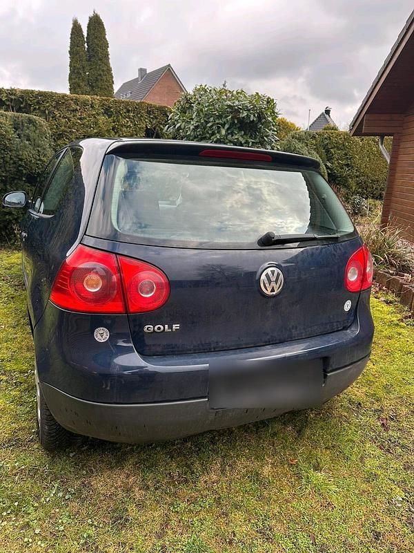 Gebraucht VW Golf V 75 PS (55 kW) 2005 Blau Kleinwagen