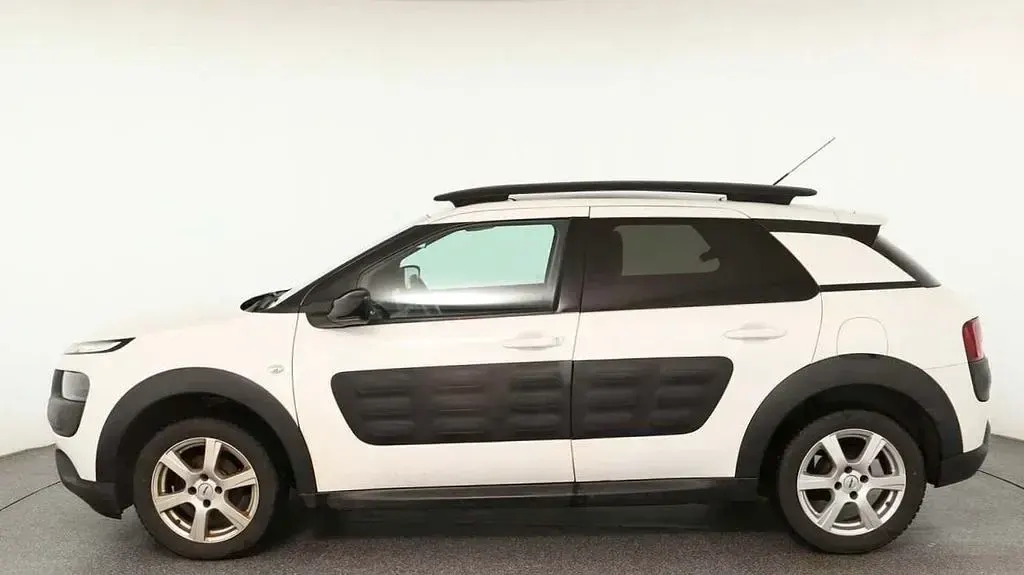 Gebraucht Citroën C4 Shine 82 PS (60 kW) 2017 Weiß SUV