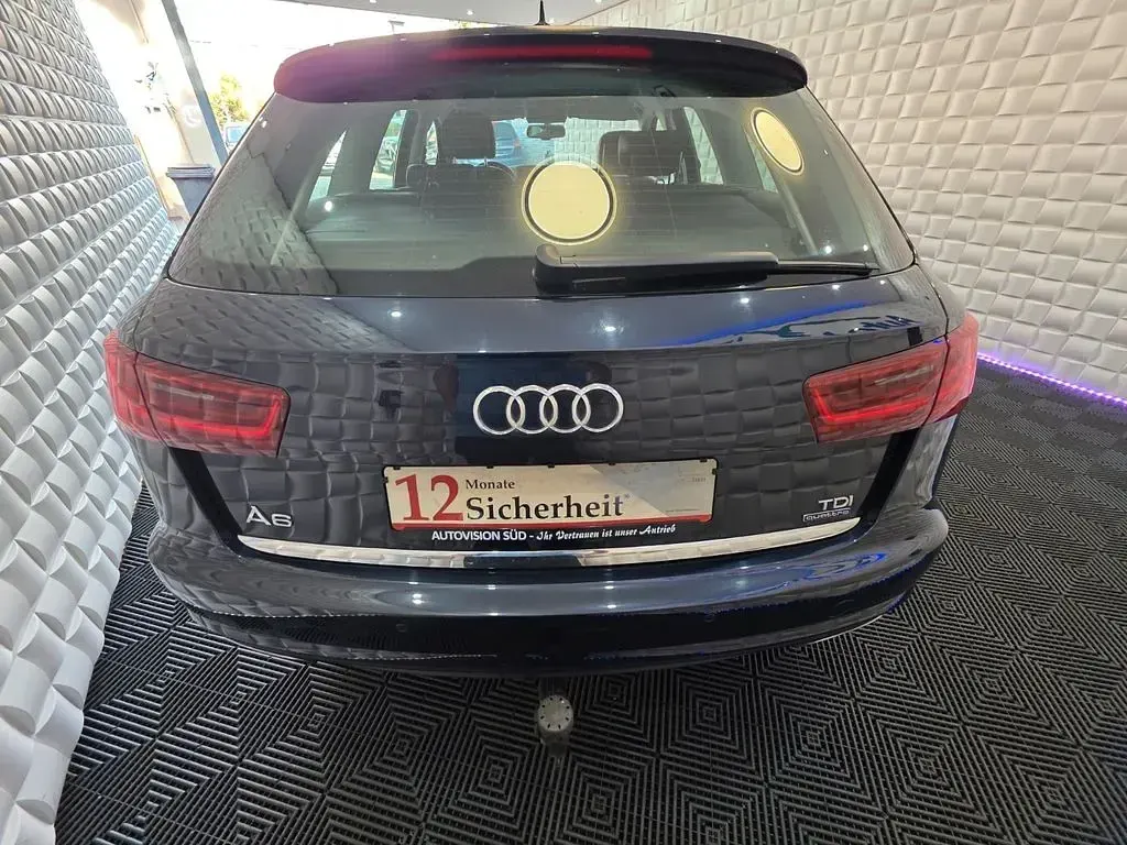 Gebraucht Audi A6 Sport 218 PS (160 kW) 2015 Blau Kombi