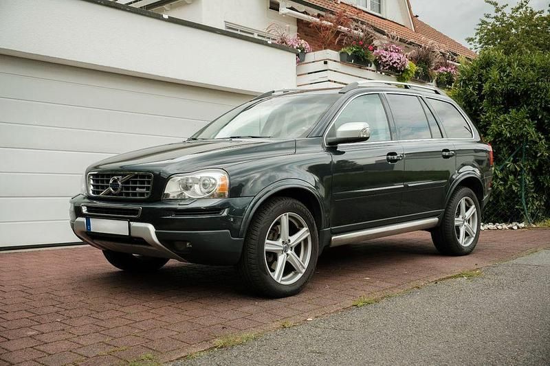 Grau Gebraucht 2011 Volvo XC90 R-Design SUV | 12.900 € (Fairer Preis) - Bild 1/4