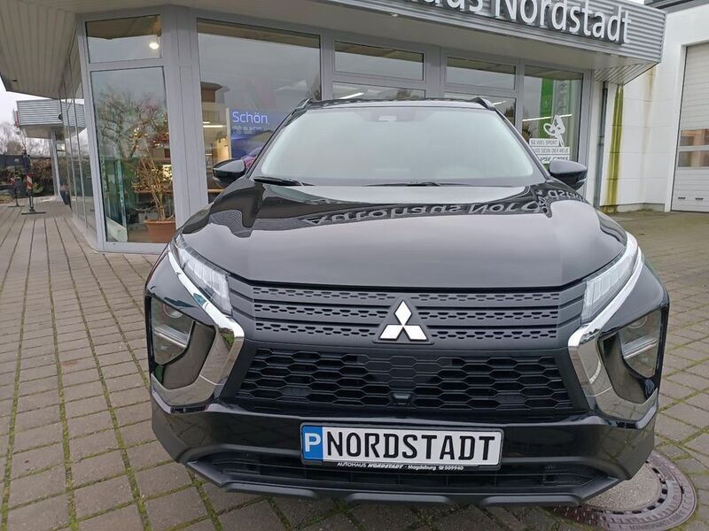 Gebraucht Mitsubishi Eclipse Cross 188 PS (138 kW) 2023 Pantherschwarz SUV