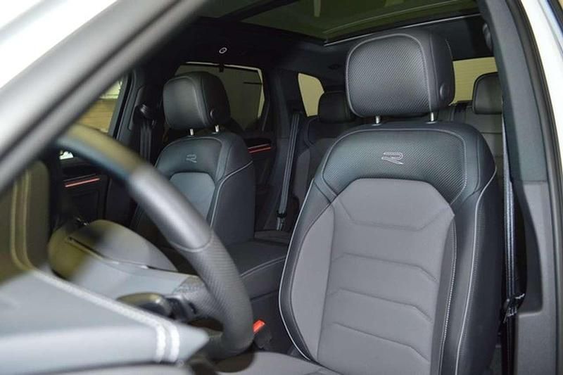 Gebraucht VW Touareg Style 286 PS (210 kW) 2024 Pure white SUV