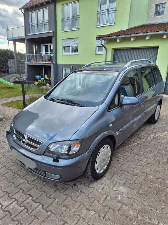 Gebraucht Opel Zafira 125 PS (91 kW) 2004 Grau Van / Kleinbus