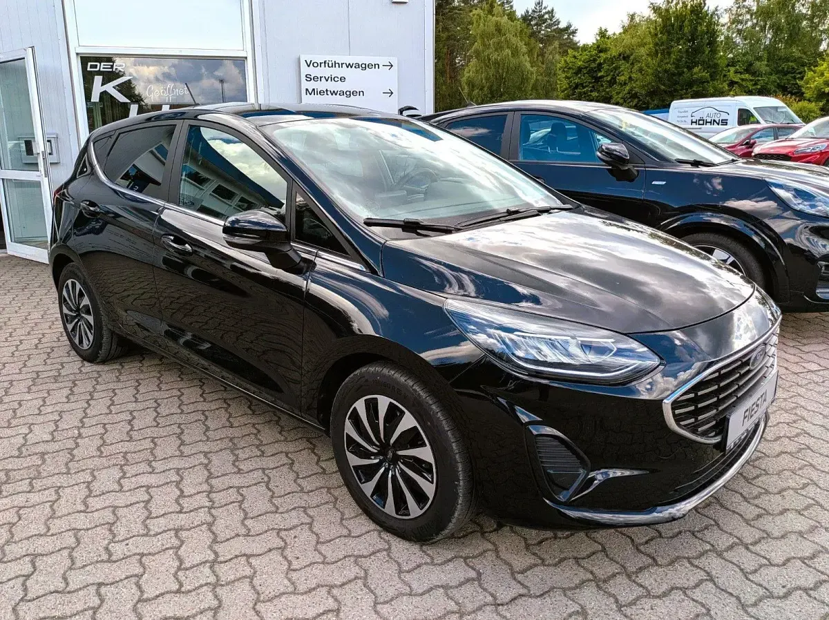 Gebraucht Ford Fiesta Titanium 125 PS (91 kW) 2022 Schwarz Kleinwagen