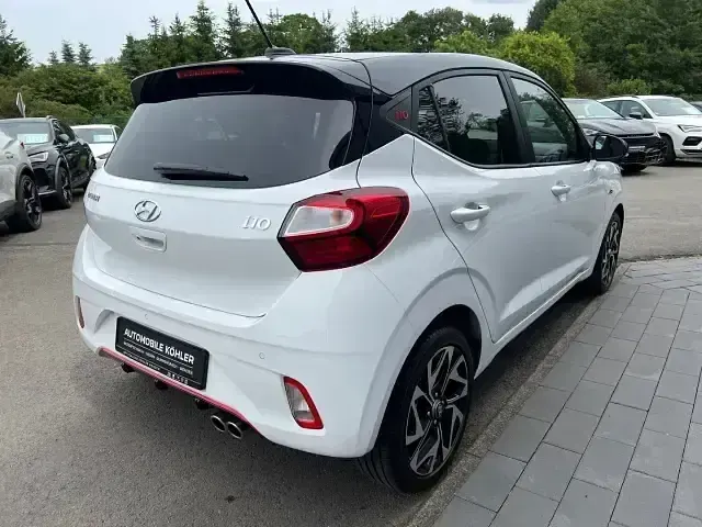 Gebraucht Hyundai i10 N Line 101 PS (74 kW) 2022 Polar white/ phantom black / s Kleinwagen