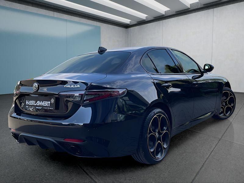 Neu Alfa Romeo Giulia Veloce 280 PS (205 kW) 2025 Schwarz Limousine