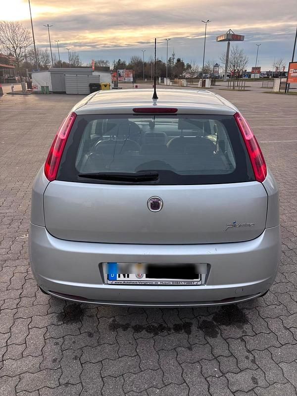 Gebraucht Fiat Punto 77 PS (56 kW) 2008 Grau Kleinwagen