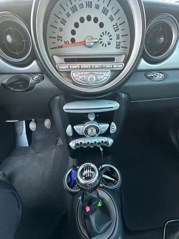 Usata Mini Cooper Cabriolet 114 CV (83 kW) 2009 Cabrio