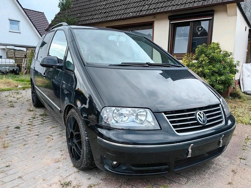 Schwarz Gebraucht 2003 VW Sharan Van / Kleinbus | 2.500 € (Fairer Preis) - Bild 1/4