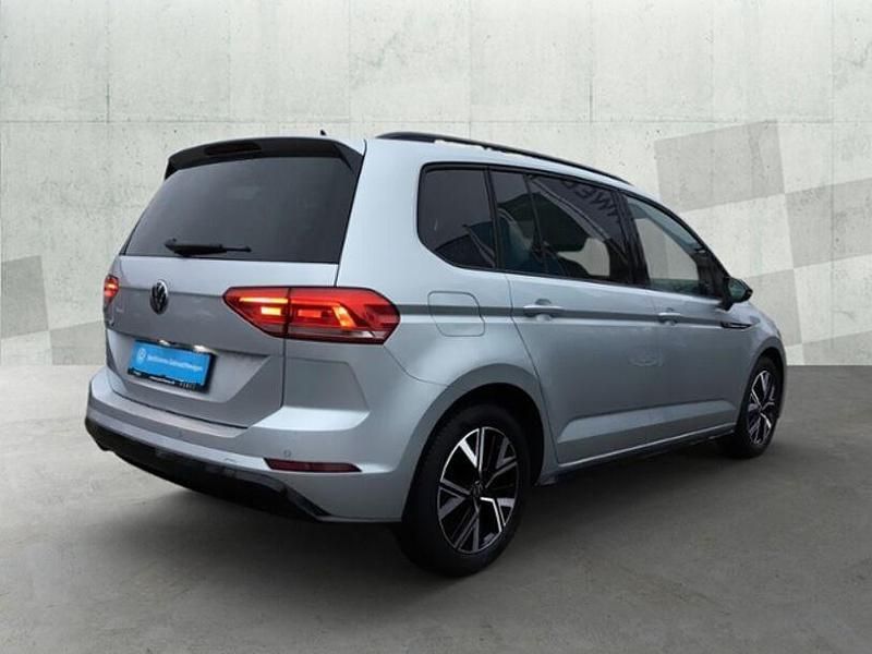 Gebraucht VW Touran Highline 150 PS (110 kW) 2020 Silber Van / Kleinbus