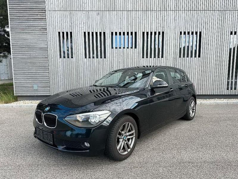 Schwarz Gebraucht 2012 BMW 120 Sport Line Kleinwagen | 3.800 € - Bild 1/4