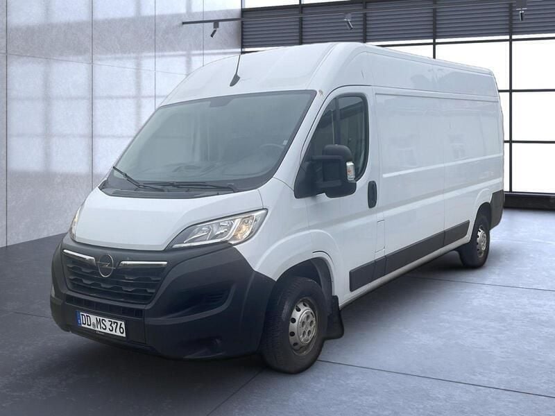 Weiß Gebraucht 2022 Opel Movano Selection Van | 17.500 € (Superpreis) - Bild 1/4